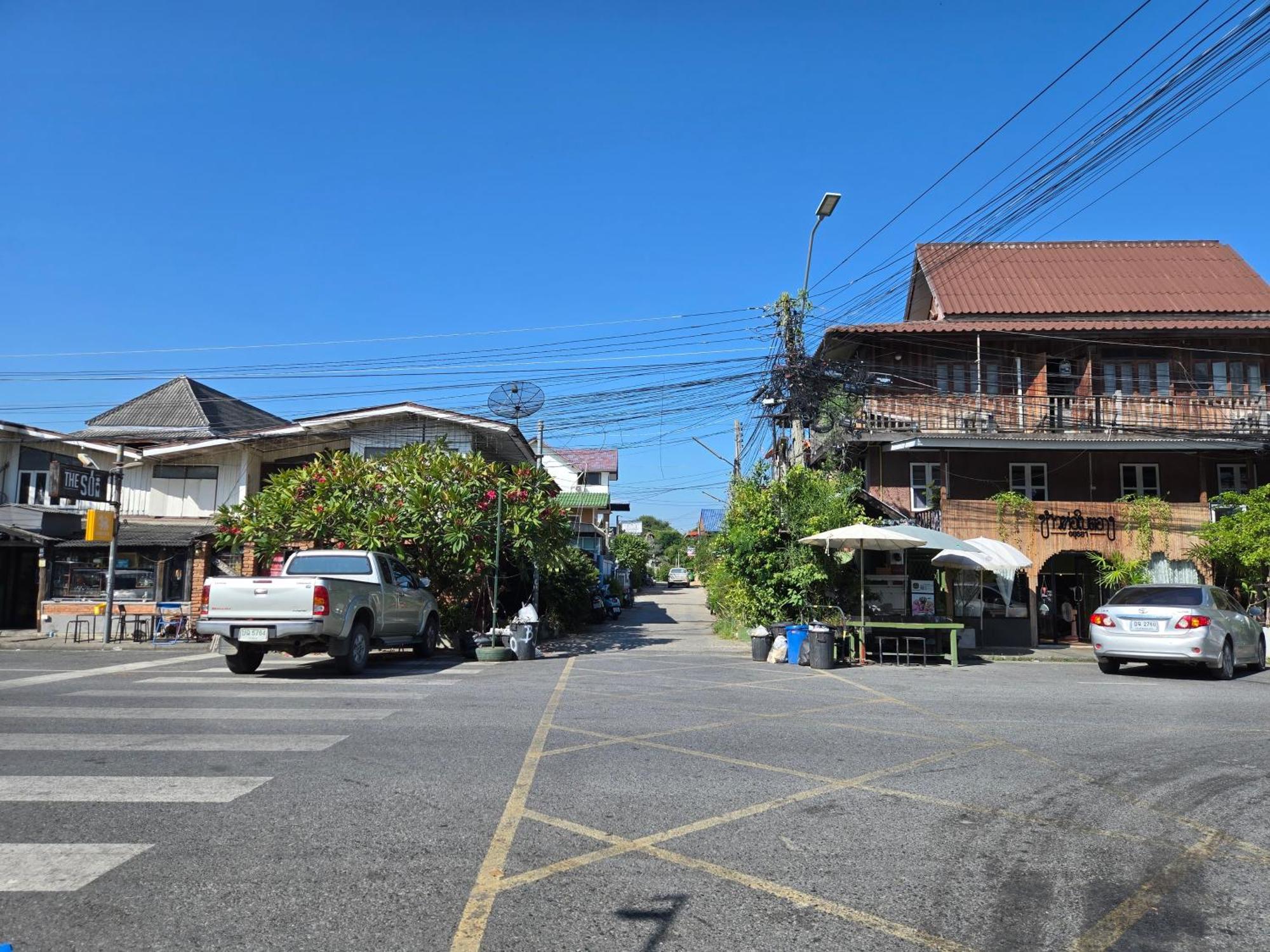Your Home Ayutthaya Exterior foto