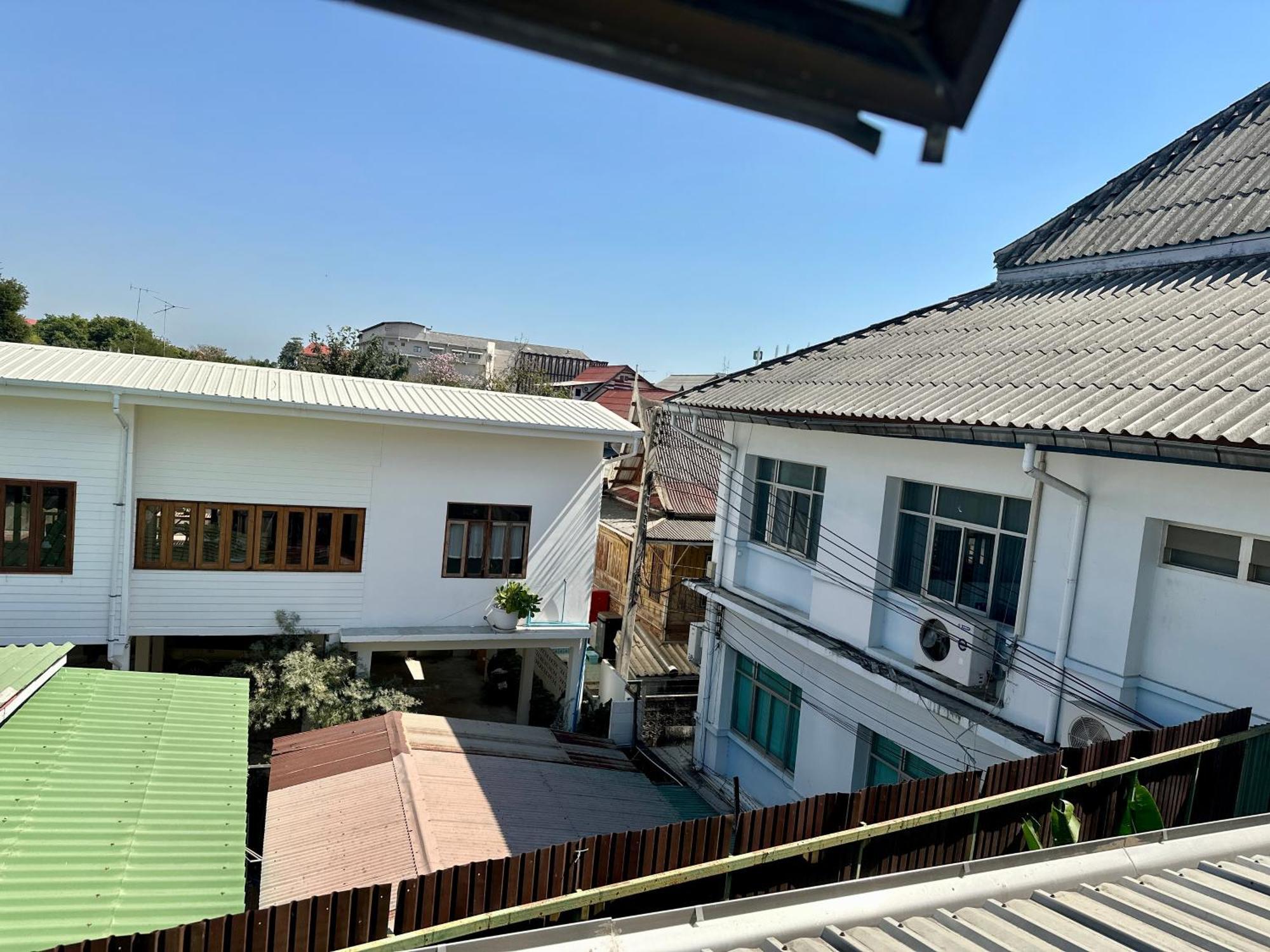 Your Home Ayutthaya Exterior foto