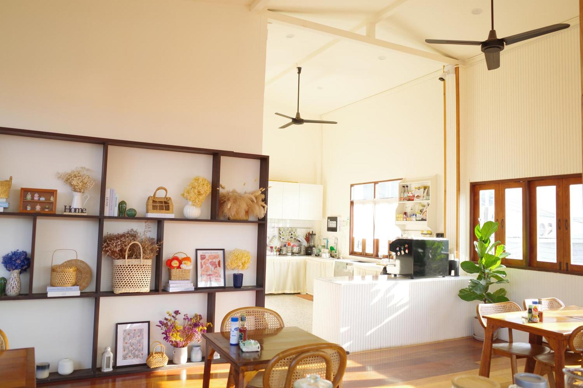 Your Home Ayutthaya Exterior foto